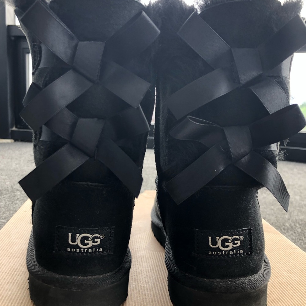 Ugg (Kids) Black Bailey Bow